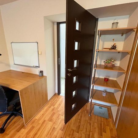 Komárno Apartman Bibi-D מראה חיצוני תמונה