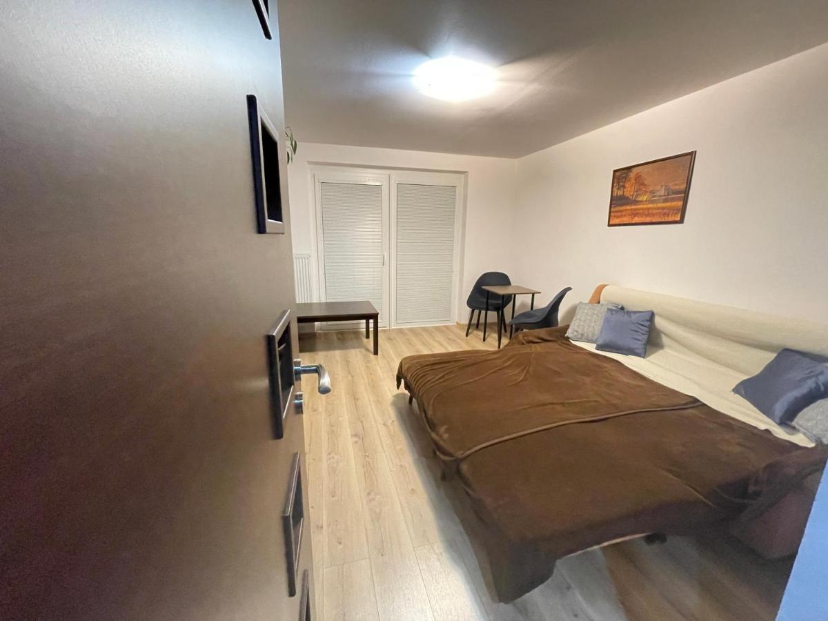 Komárno Apartman Bibi-D מראה חיצוני תמונה